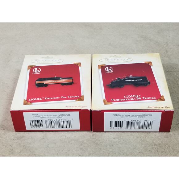 Christmas Tree Ornament Lionel Train Die Cast Metal 2003 2005 Hallmark x2 Vtg - Picture 7 of 10